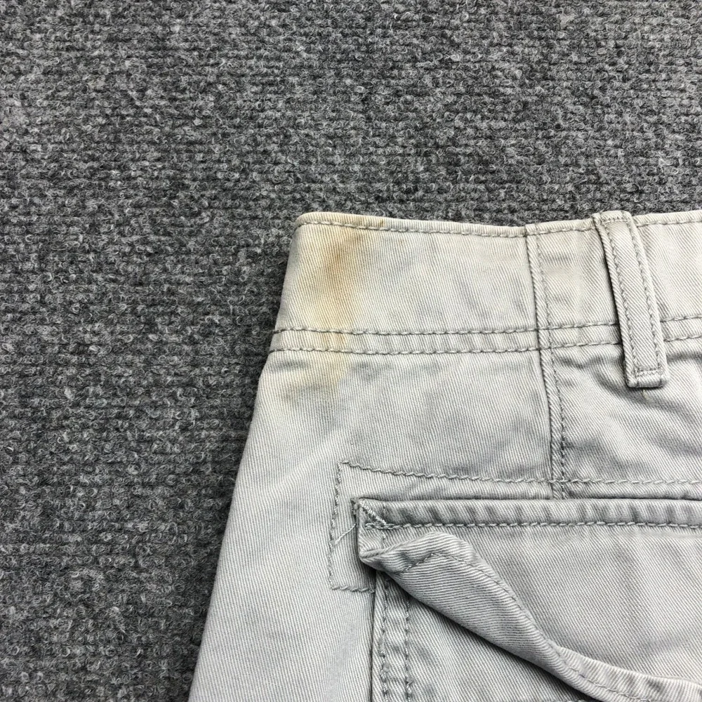 Levis Mens Cargo Shorts Light Gray Cotton Twill Multi Pocket Size 34 Casual